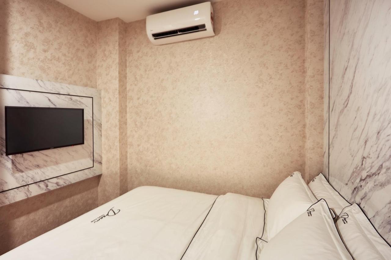 Dream Luxury Hotel Muar Extérieur photo