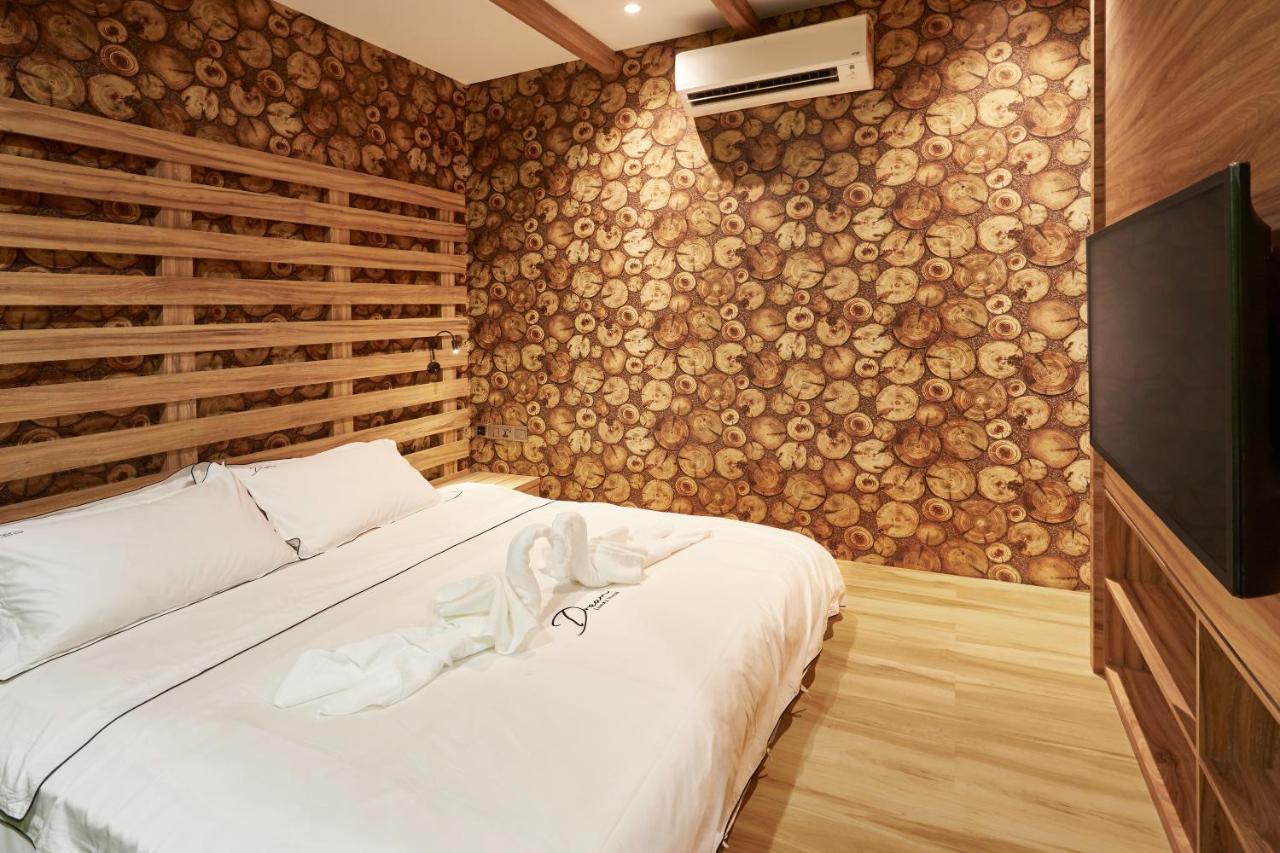 Dream Luxury Hotel Muar Extérieur photo
